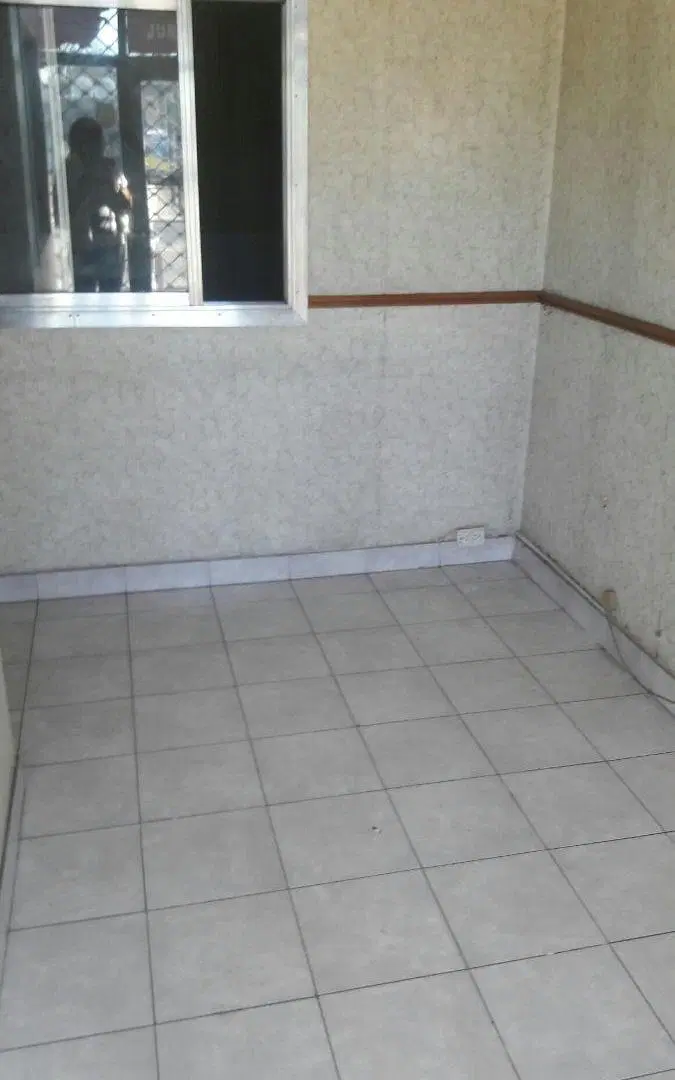 ALQUILER LOCAL 35 M2. APROX. EN AVDA. MITRE ALT. 5103 VILLA DOMINICO 3