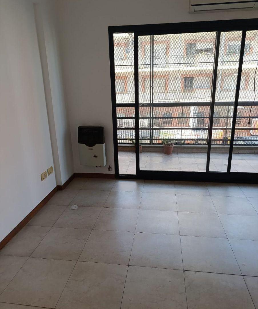 Foto de SE ALQUILA DEPARTAMENTO EN QUILMES, imagen 2