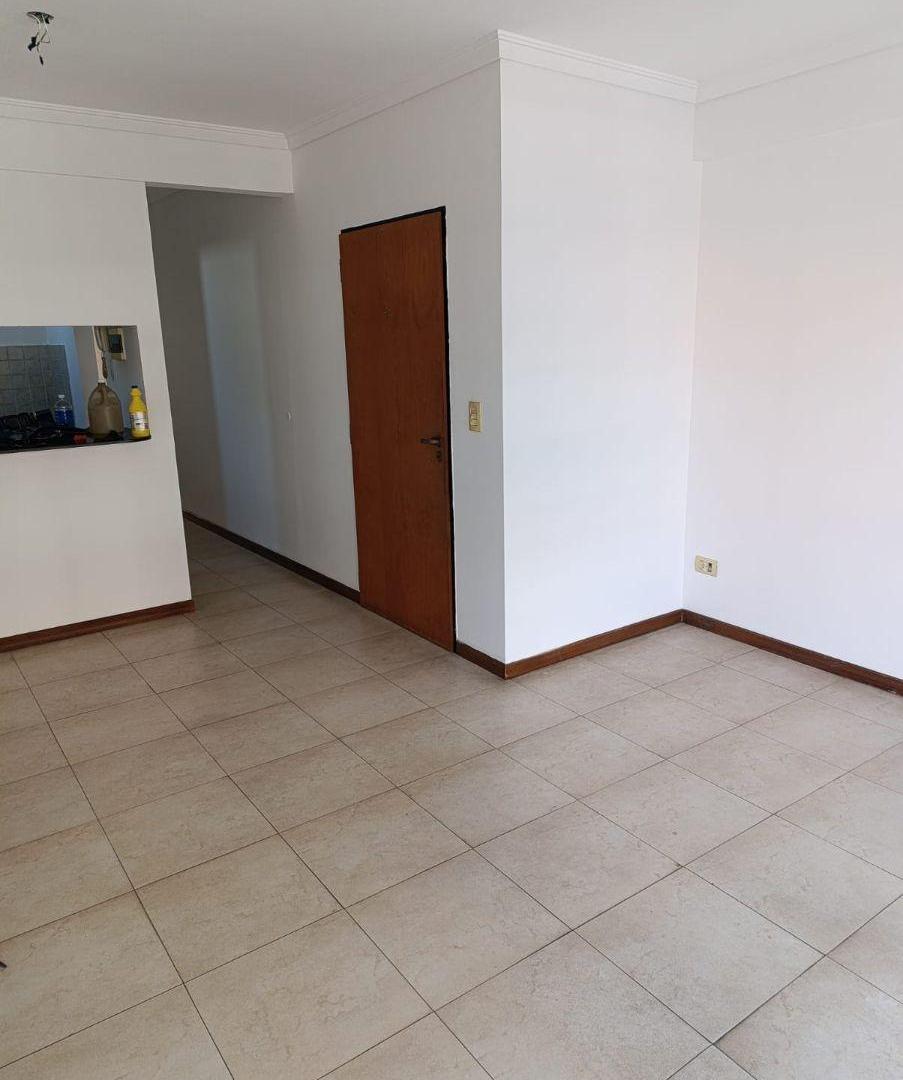 Foto de SE ALQUILA DEPARTAMENTO EN QUILMES, imagen 1