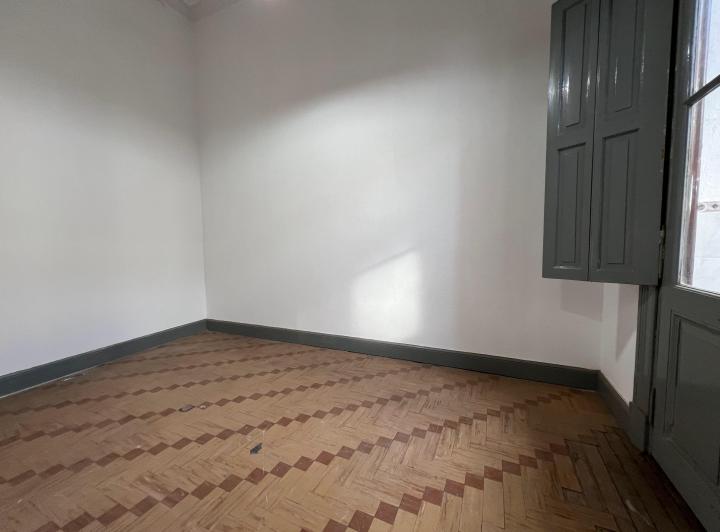 Departamento de 3 ambientes con dependenciaen La Boca 1