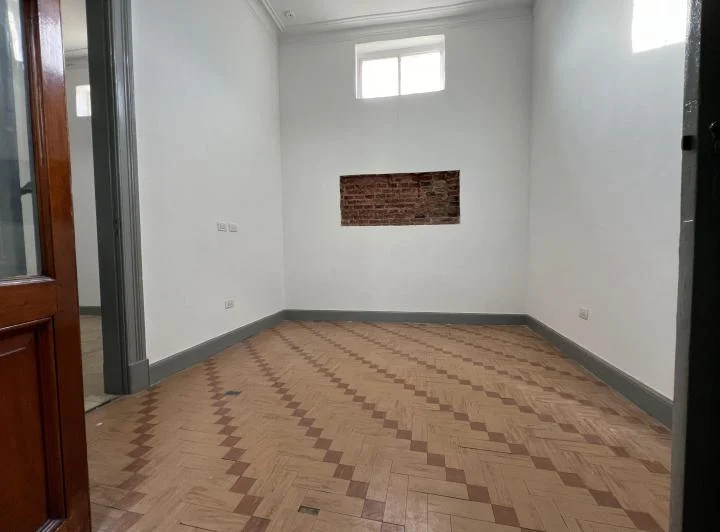 Departamento de 3 ambientes con dependenciaen La Boca 2