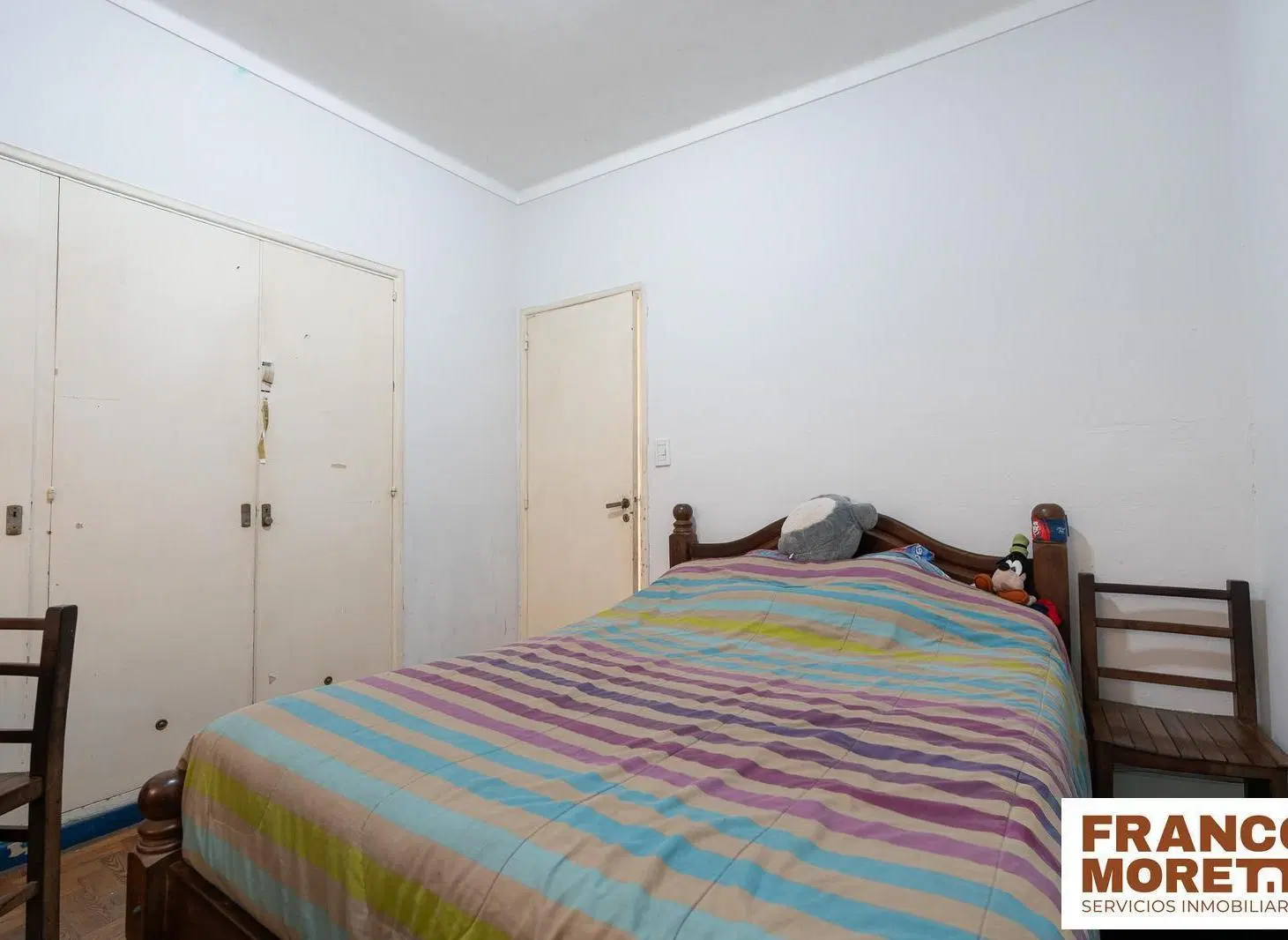 BAJÓ DE VALOR! Amplio Semipiso de 5 Ambientes con 2 Patios en el Corazón de San Cristóbal 2
