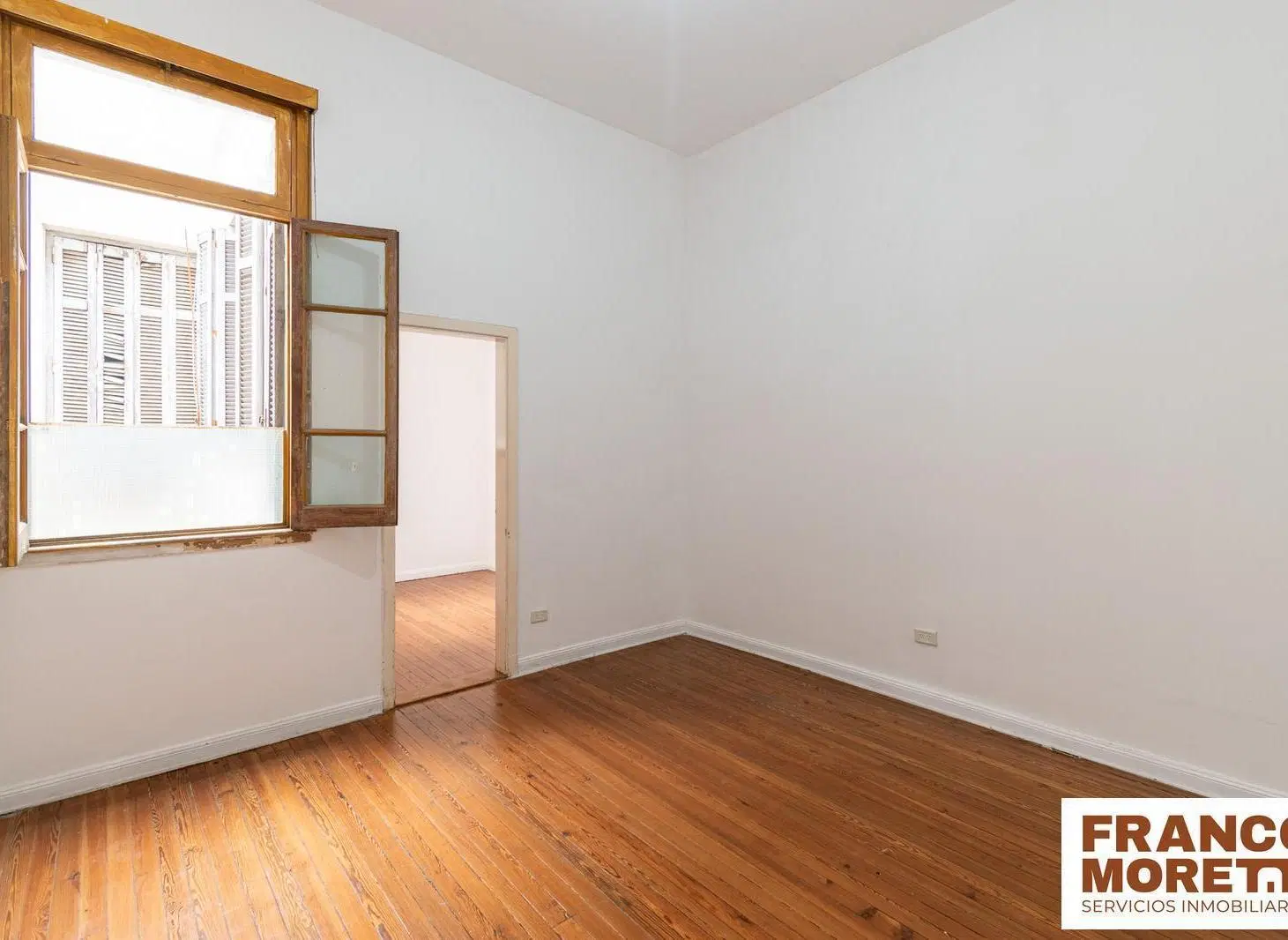 Diseño, luz de tarde y tu propio home-office a pasos de Parque Lezama 5