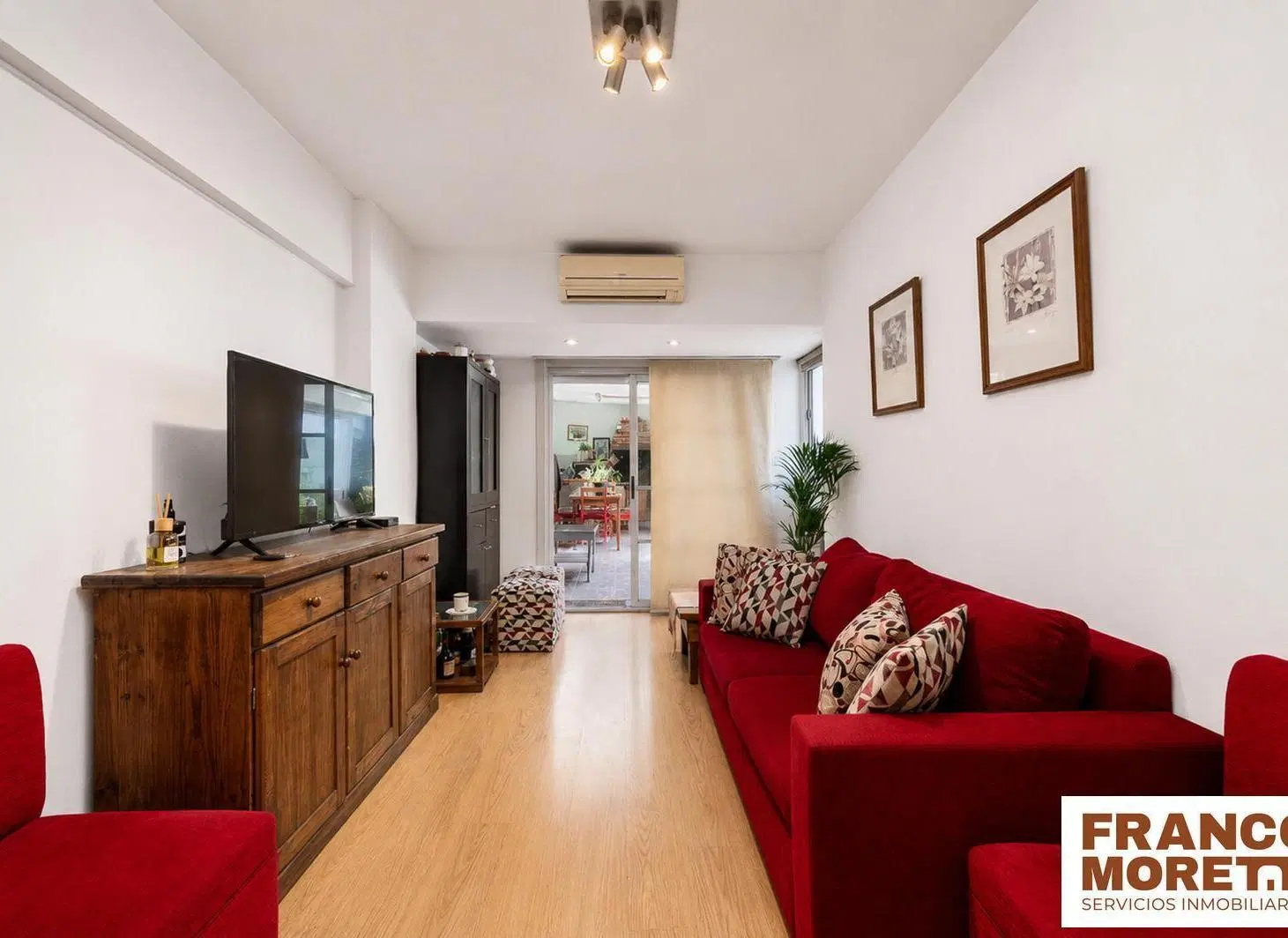 Departamento de 4 ambientes reciclado a nuevo y con cochera: Seguridad, Espacio y Comodidad. 8
