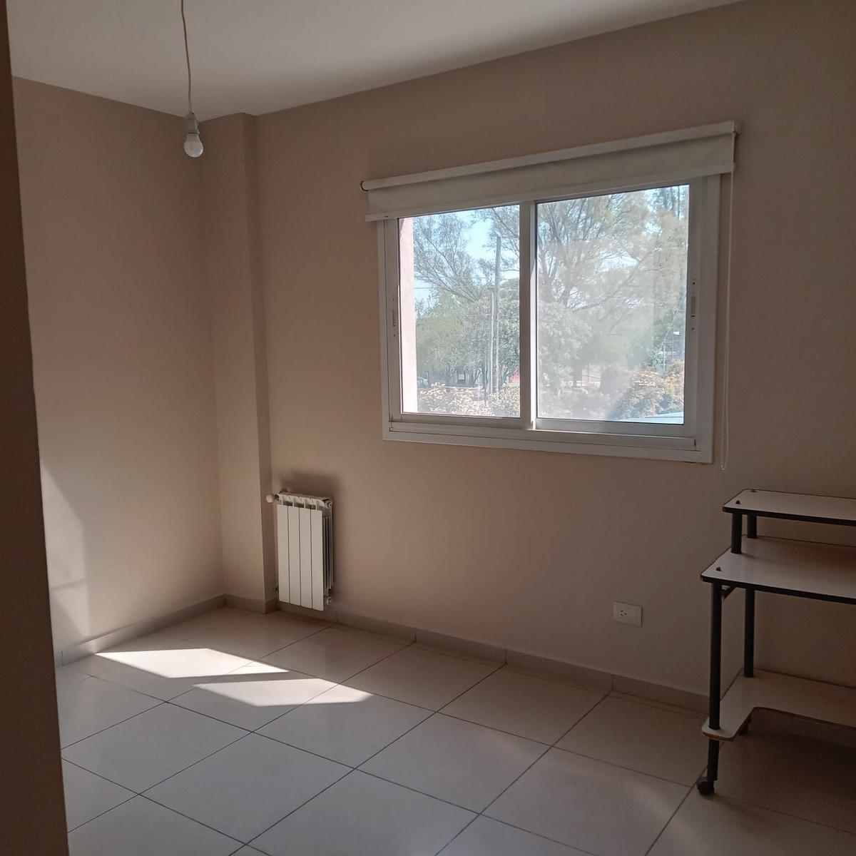 Complejo C/seguridad - 2 Dorm - Escritorio - Balcón - Cochera - Calef. Central 3
