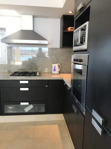 Foto de 3 Dorm - Categoria - 3500Mts2 de Terreno, imagen 2