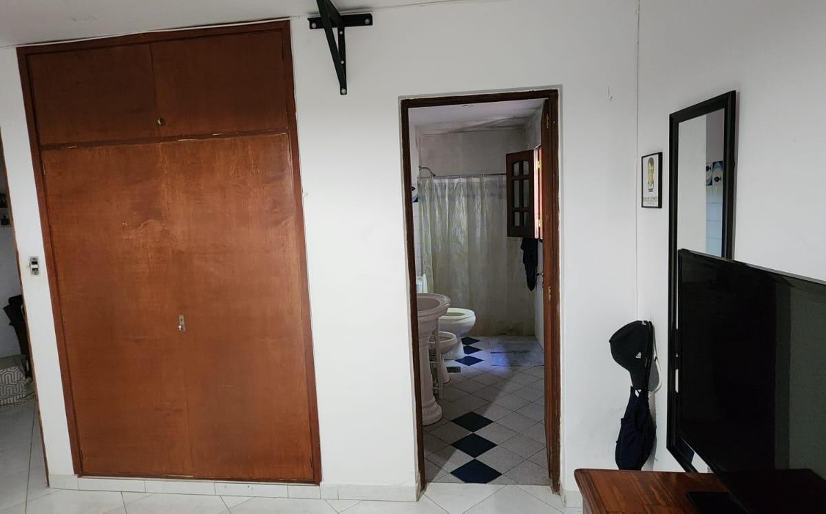 4 Dorm en Suite - Galería - Quincho - 1.500 m² Terreno 4