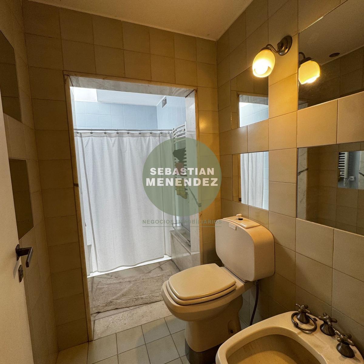 4 Dorm en Planta Baja (1 en Suite) - Quincho Cerrado 4