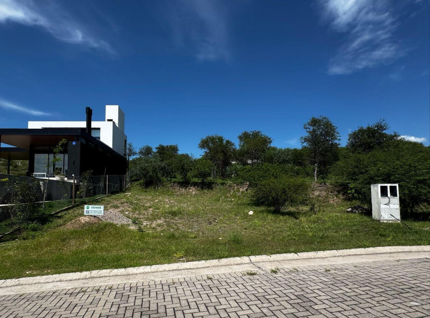 Colinas De La Deseada - Lote Central y Plano - Lote - Venta - Terreno