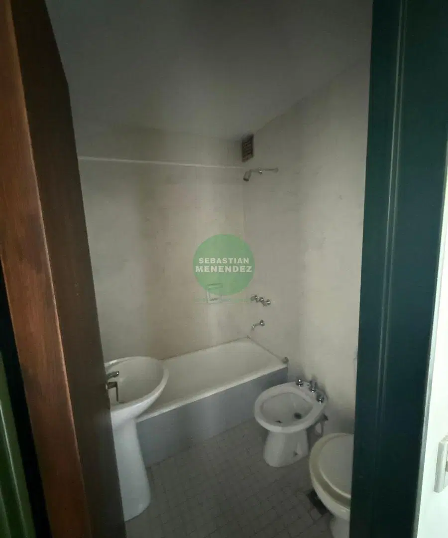 Frente a Paseo Marques de Sobremonte - Balcón - Piso 8 - 1 Dorm 4