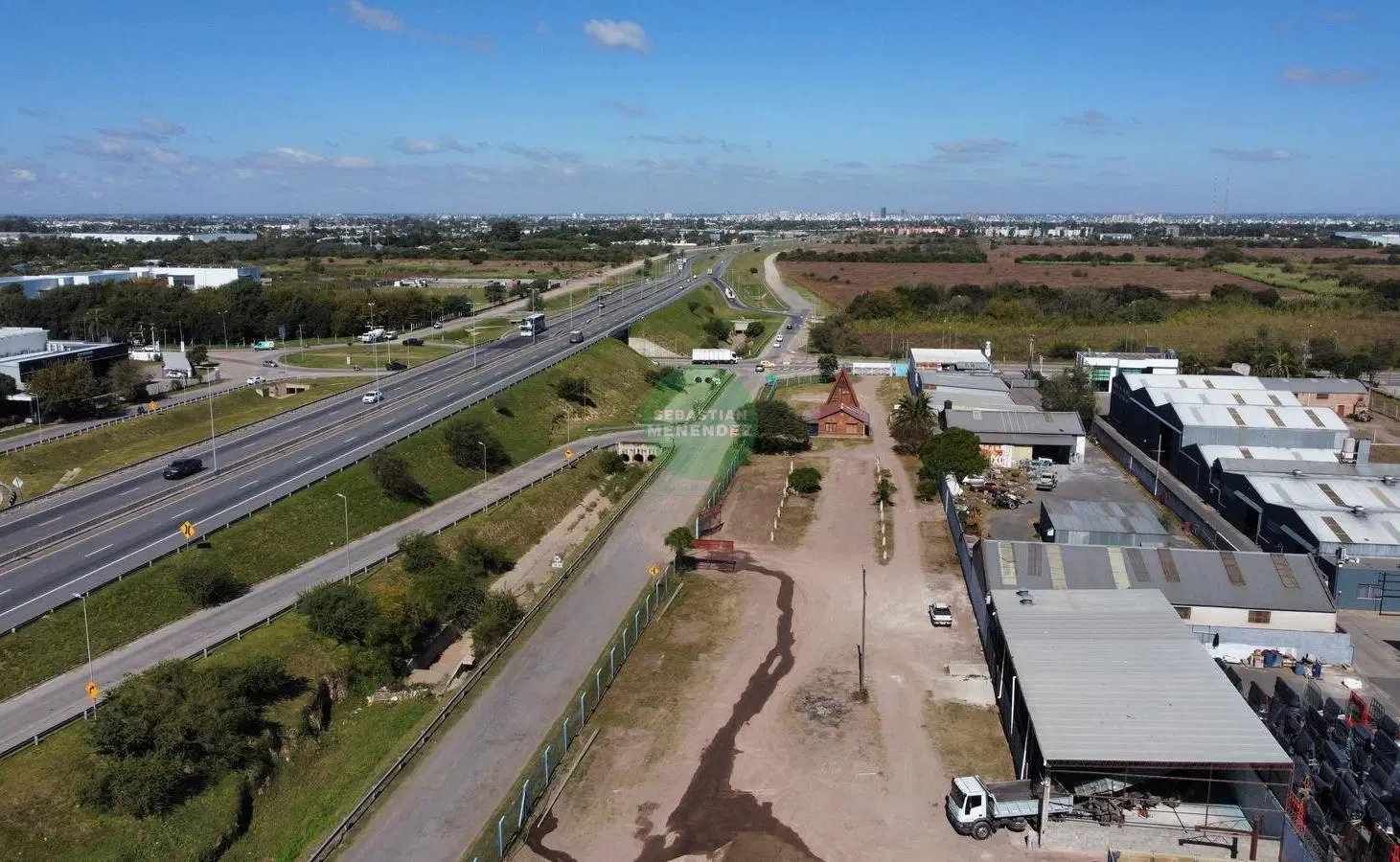 Recibe Menor - 7.700Mts2 Terreno - Av. Japon 3