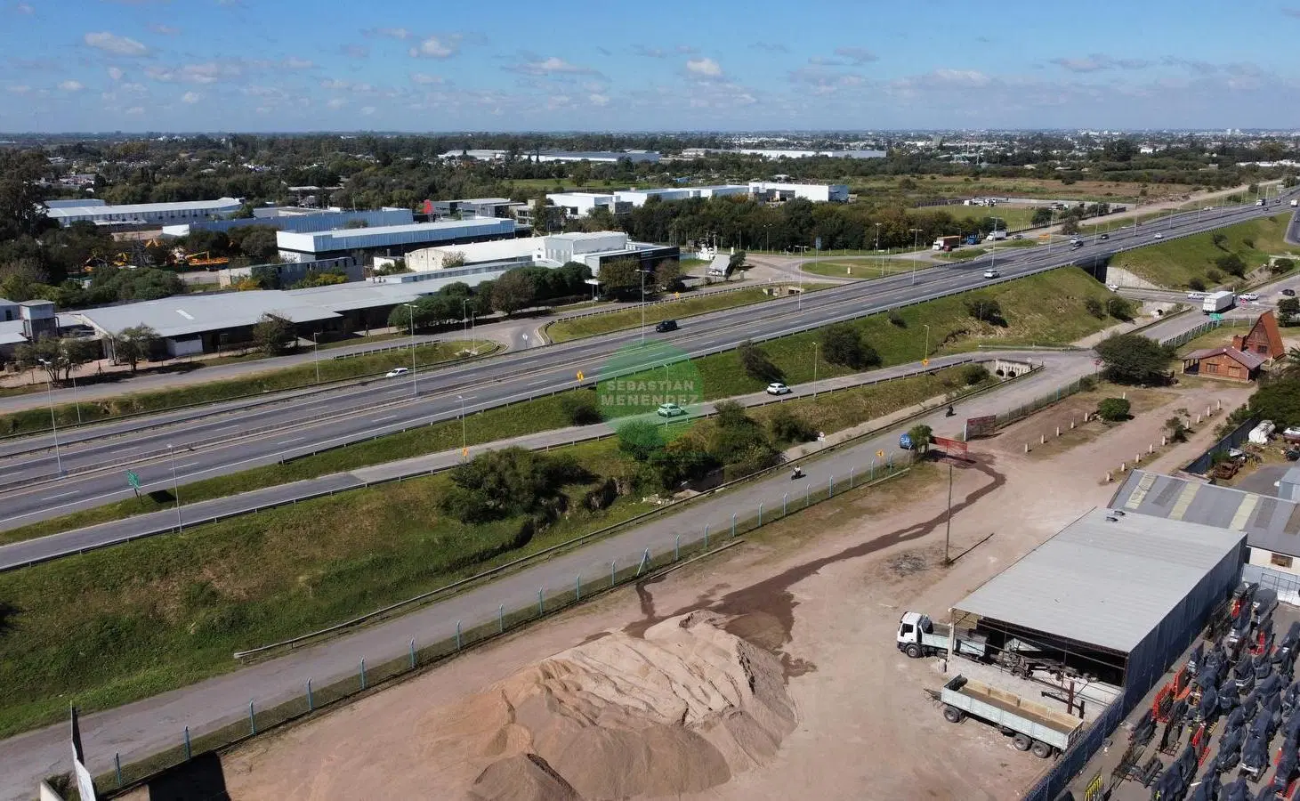 Recibe Menor - 7.700Mts2 Terreno - Av. Japon 3