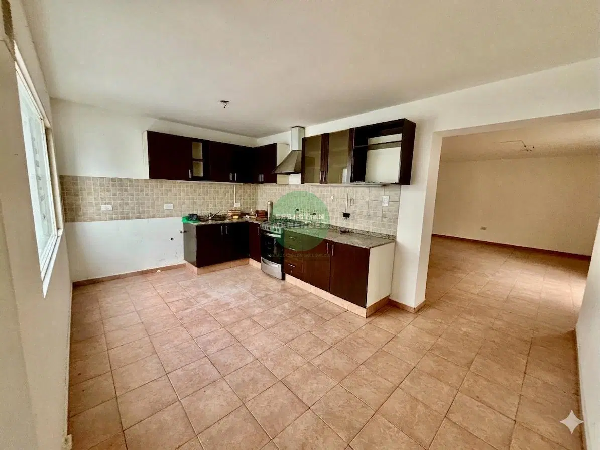 1 Planta - 3 Dorm (1 en suite) - Patio - Casa en venta en villa belgrano 5