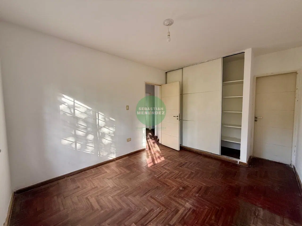 3 Dormitorios (1 en suite) - Patio - casa en venta en Rivera Indarte 4