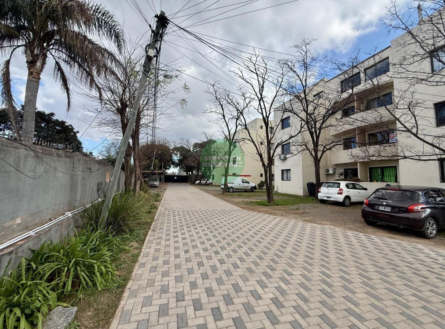 Foto de Departamento en alquiler - Seguridad 24hs - 2 Dorm - Balcon, imagen 3