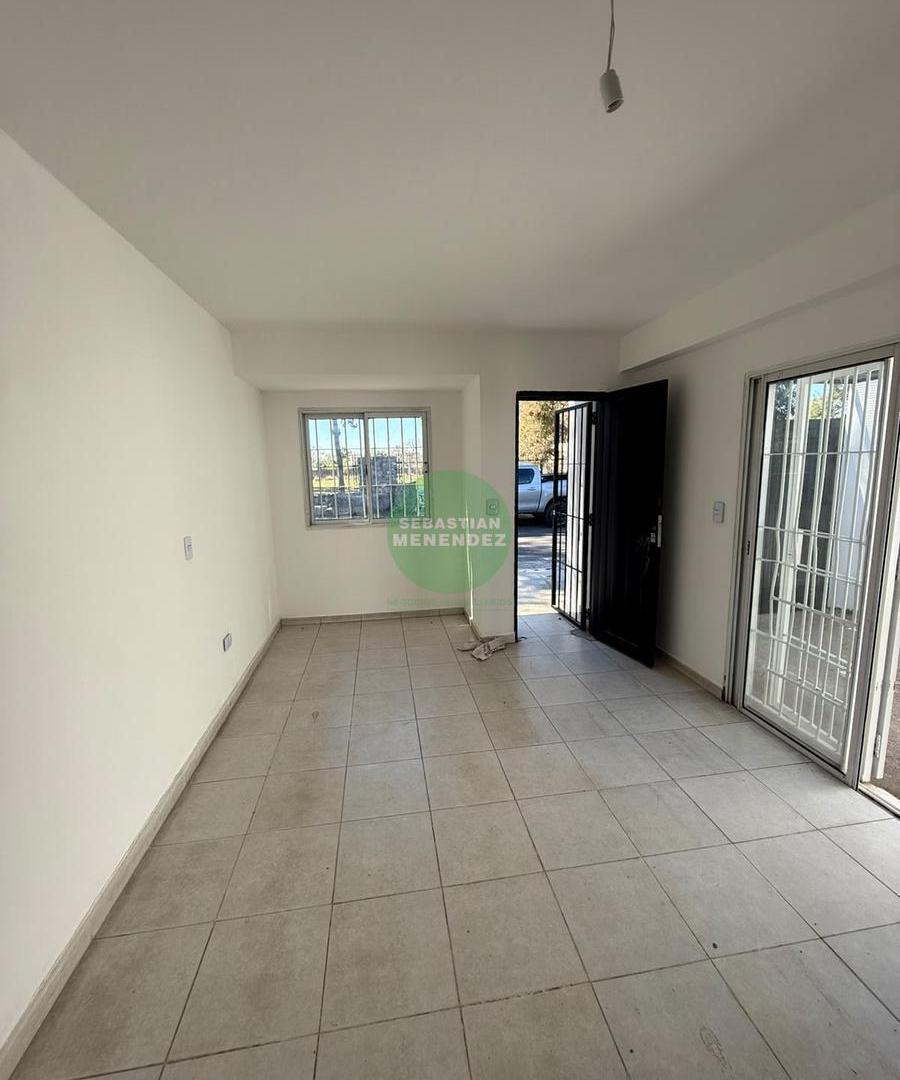 Foto de Departamento en alquiler - Patio - Cochera - Sin Expensas, imagen 4