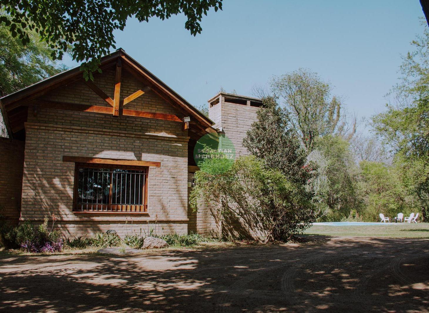 Foto de 1 Planta - 2.680 Terreno - Recibe Menor - Casa en venta en saldan, imagen 2
