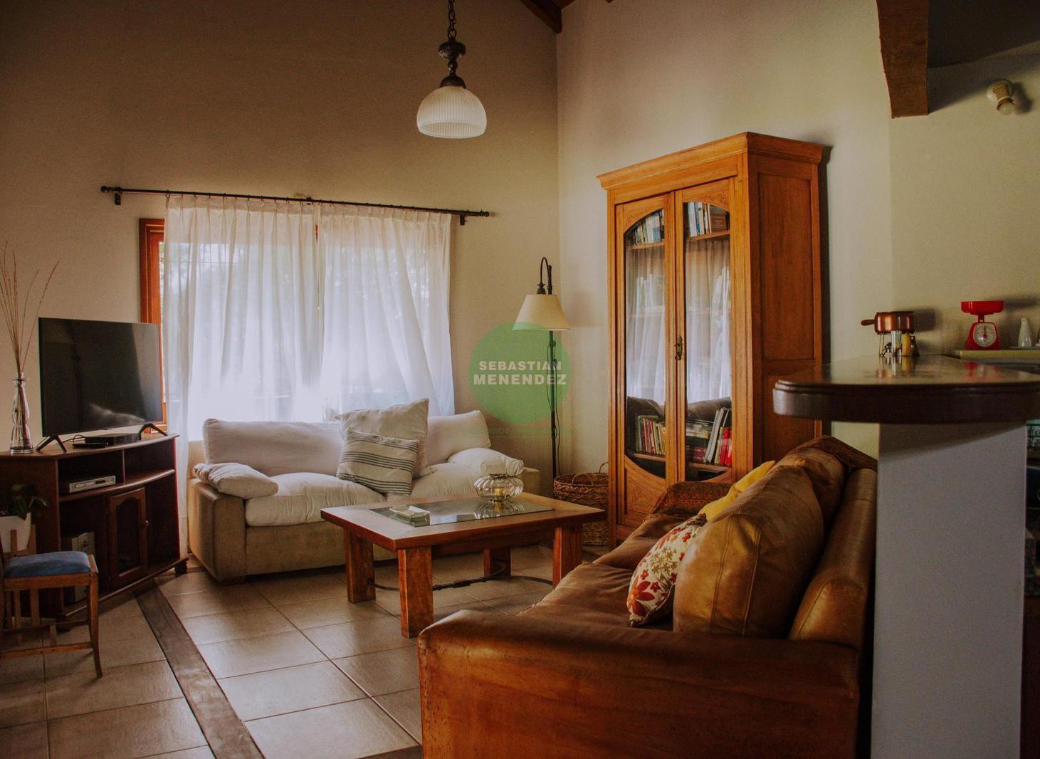Foto de 1 Planta - 2.680 Terreno - Recibe Menor - Casa en venta en saldan, imagen 5