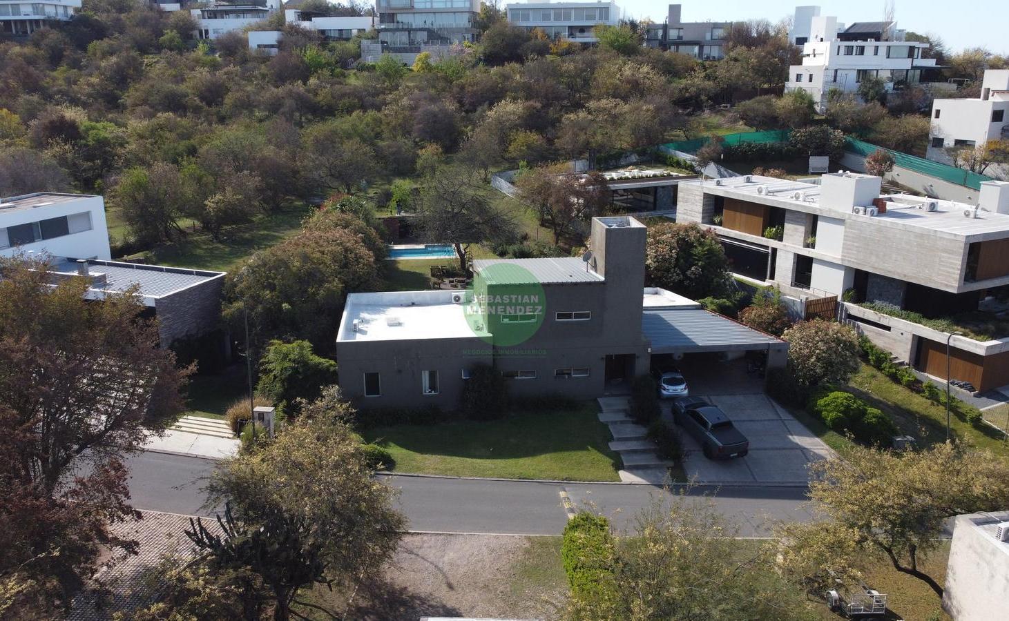 Foto de 6 Dormitorios - Pileta - Galeria - Casa venta La Rufina, imagen 2