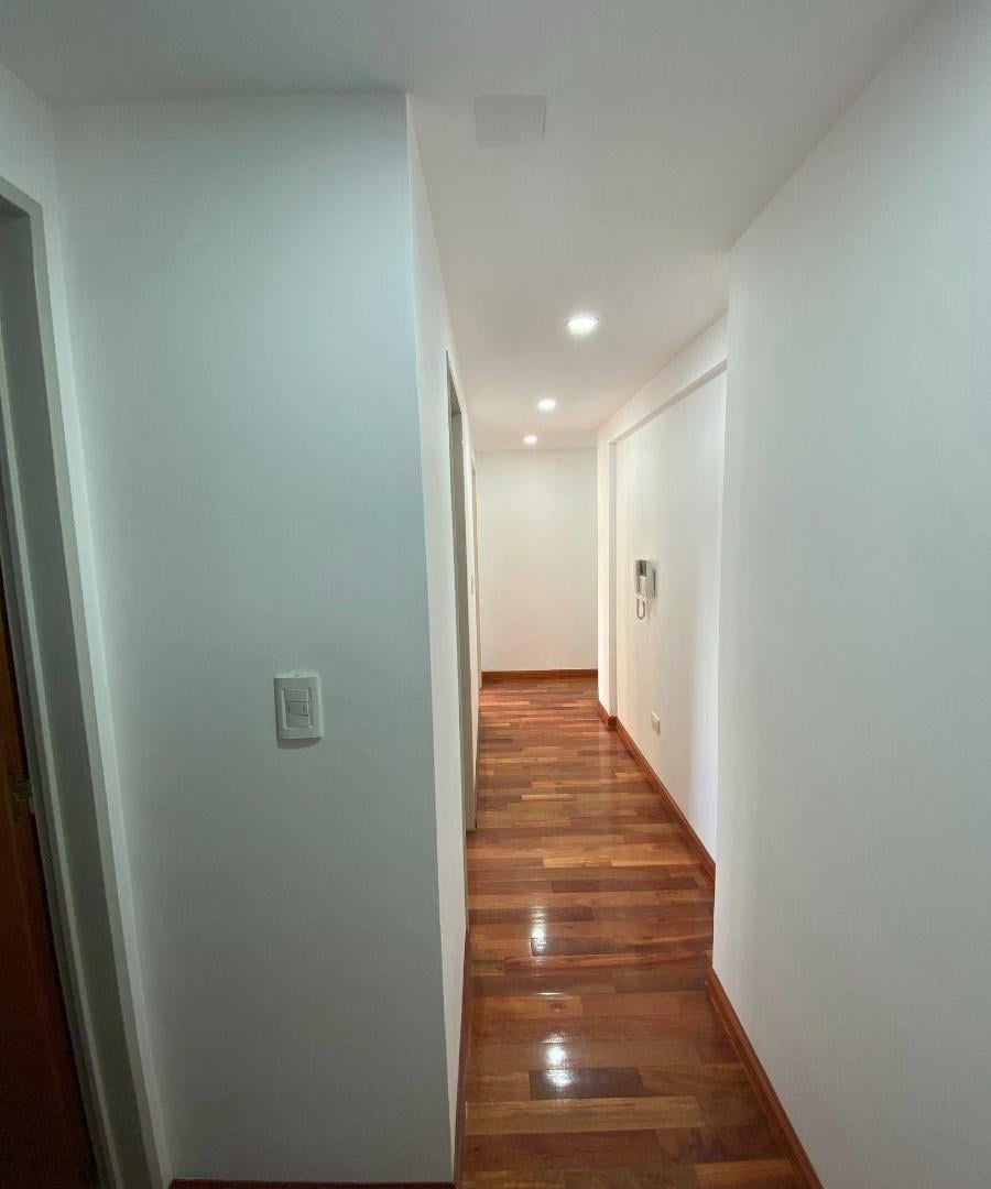 Piso 4 Ambientes C/cochera En La Mejor Ubicación De Santos Lugares