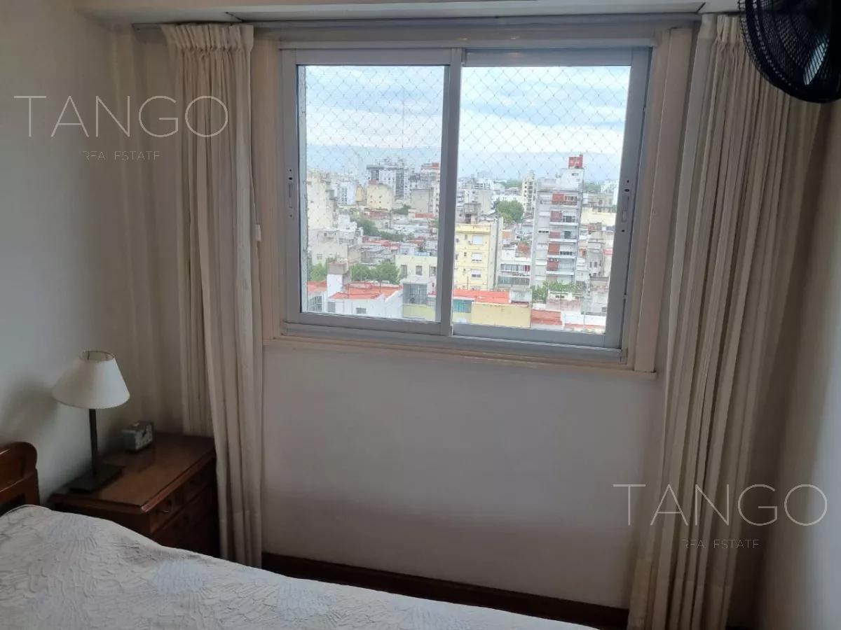 Venta Departamento en Balvanera Cuatro Ambientes Parrilla Baulera 2