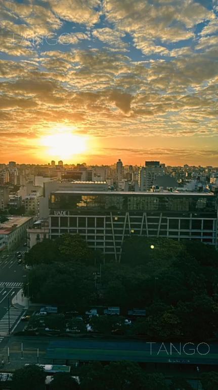 Venta Departamento en San Telmo Cuatro Ambientes Al Frente Amueblado 3