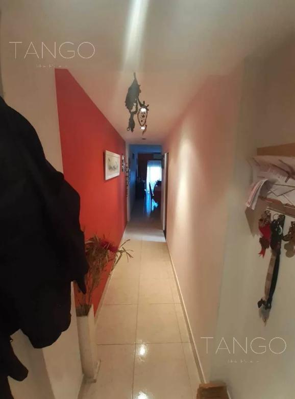 Venta Departamento Cuatro Ambientes en Boedo con Balcón Apto Crédito con Baulera 1
