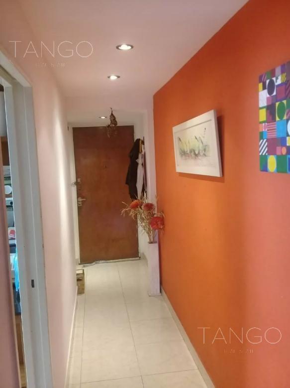Venta Departamento Cuatro Ambientes en Boedo con Balcón Apto Crédito con Baulera 4