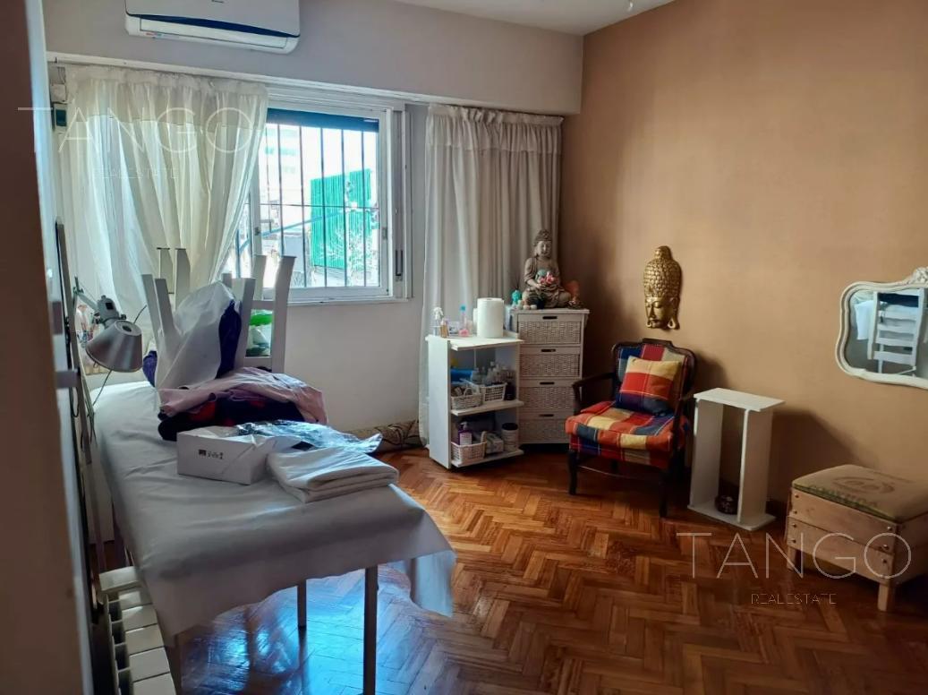 Venta Departamento Monserrat Cuatro Ambientes Balcón 4