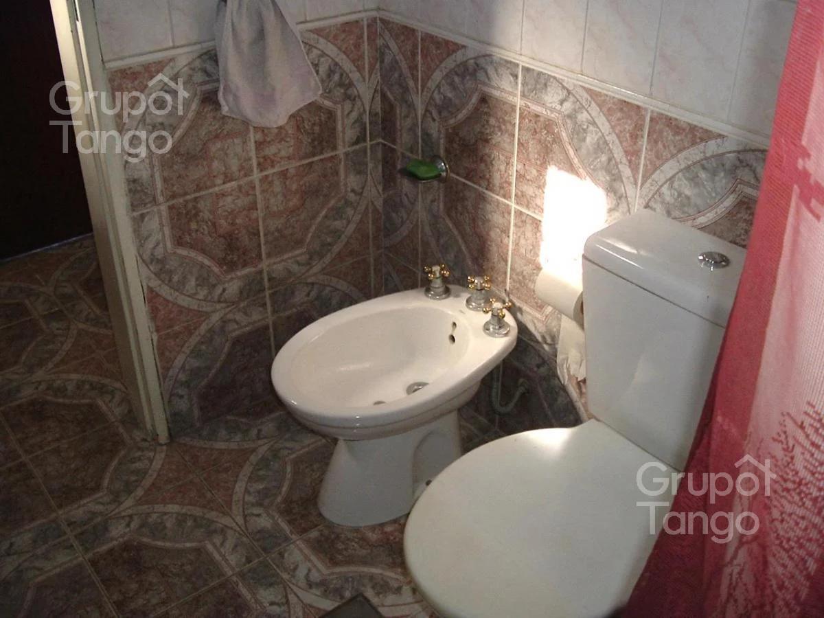 Venta Casa Boedo Almagro Seis Ambientes Dos Plantas 5