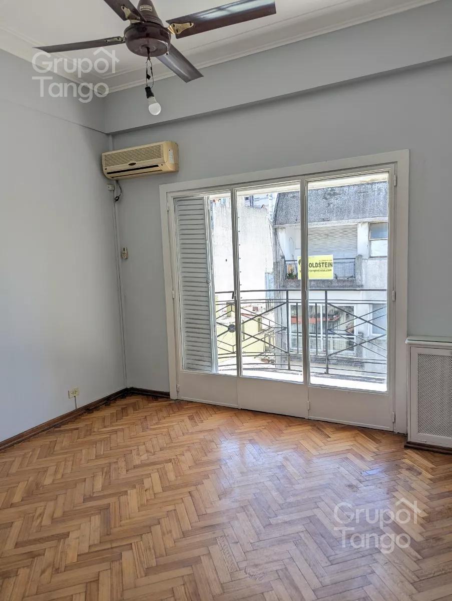 Venta Departamento Balvanera 4 Ambientes Frente Balcón Depen 1