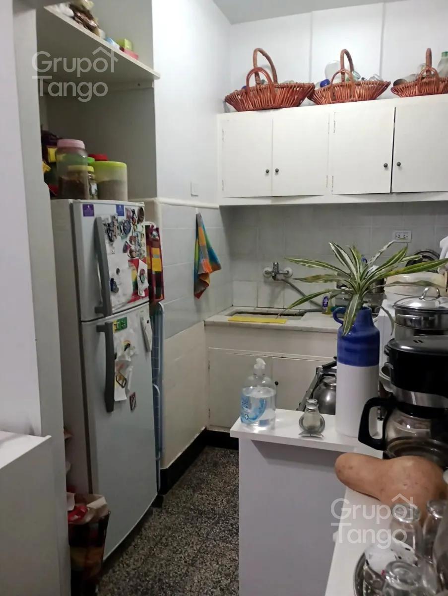 Venta Departamento Monserrat Dos Ambientes Frente 1