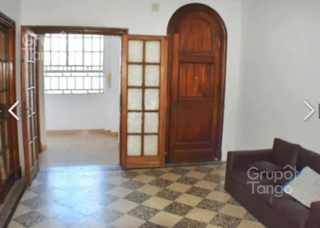 Venta Departamento San Telmo Cinco Ambientes Balcón Frente 2