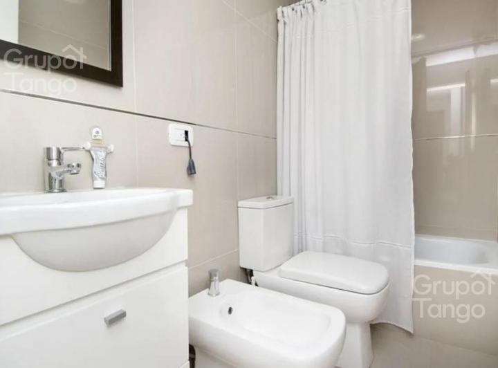 Venta departamento caballito tres ambientes cochera APTO CREDITO 5