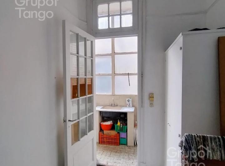 Venta Departamento 5 ambientes Monserrat 4