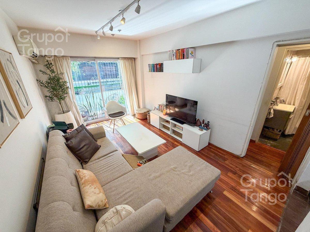 Venta Departamento Dos Ambientes Boedo Balcón Frente Patio Apto Credito