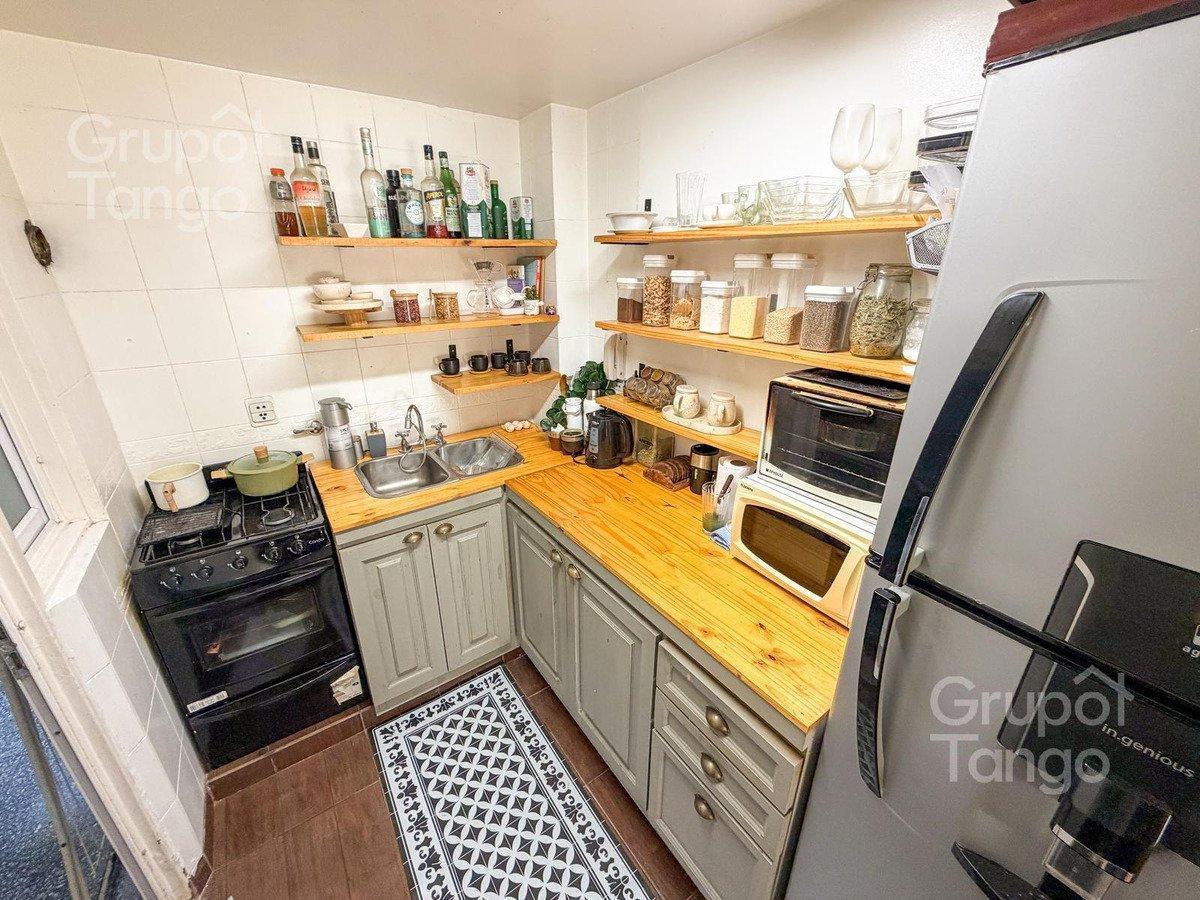 Venta Departamento Dos Ambientes Boedo Balcón Frente Patio Apto Credito