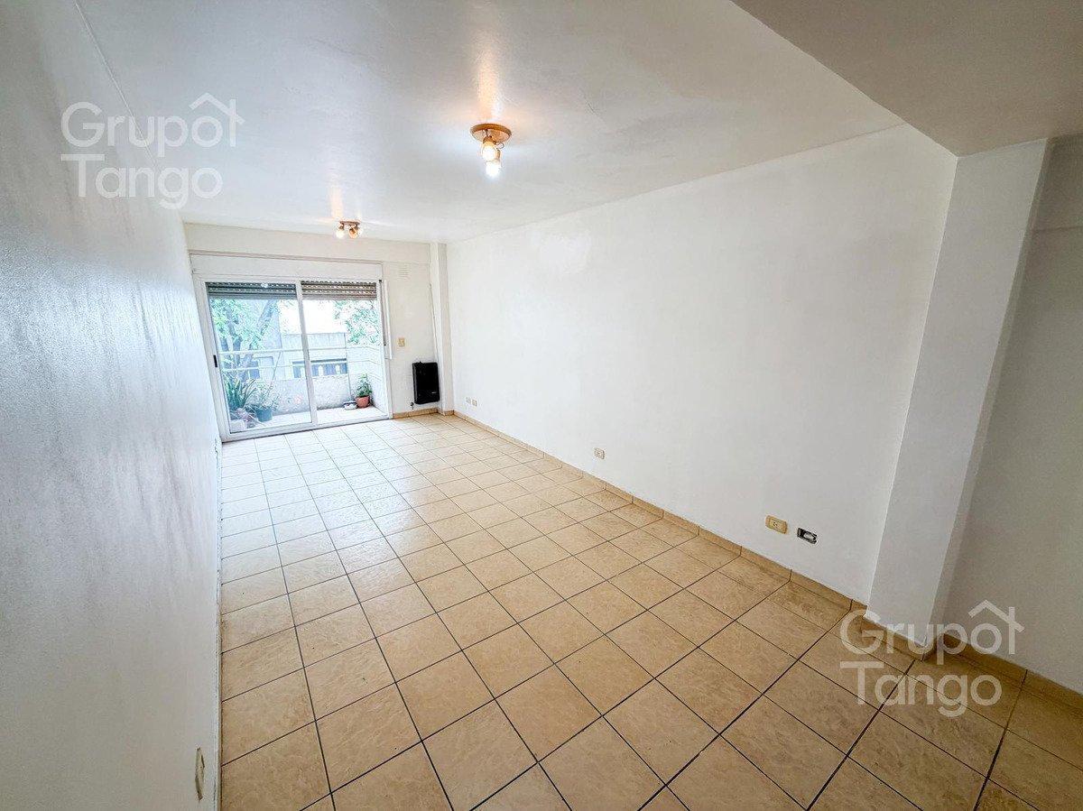 Venta Departamento Monoambiente Parque Patricios Frente Balcón Apto Credito