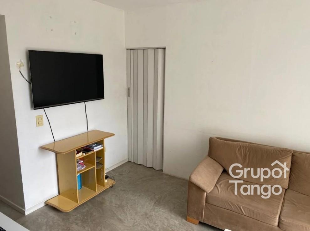 Venta Departamento Dos Ambientes Villa Crespo Cochera Balcon Frente Apto Credito