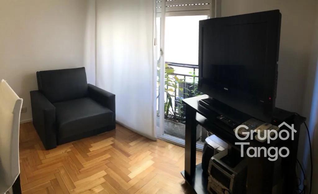 Foto de Venta Departamento Villa Urquiza Dos Ambientes APTO CREDITO, imagen 2