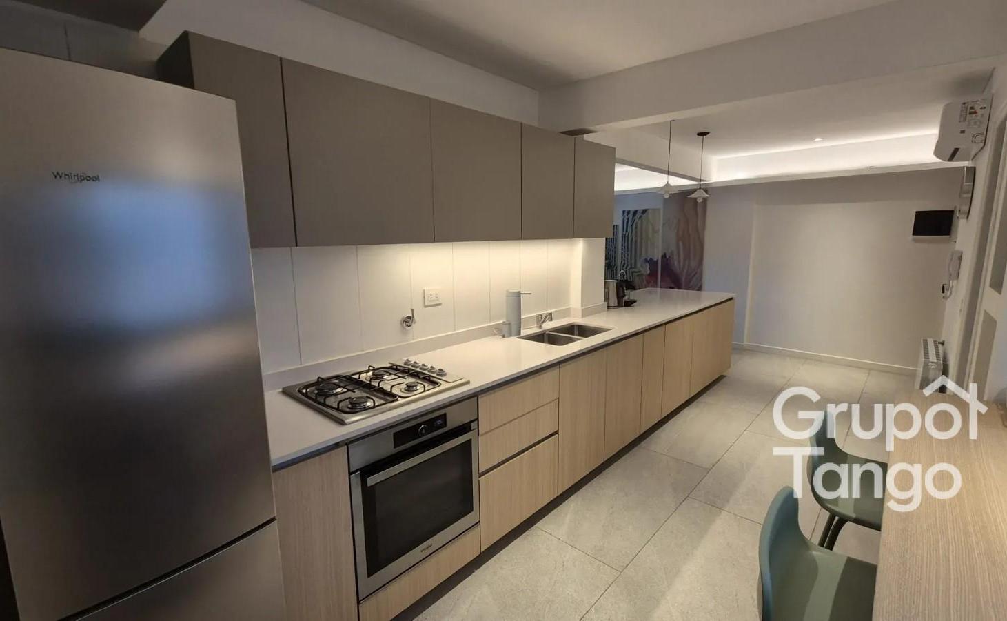 Foto de Venta Departamento Cinco Ambientes Caballito Frente Balcón, imagen 3