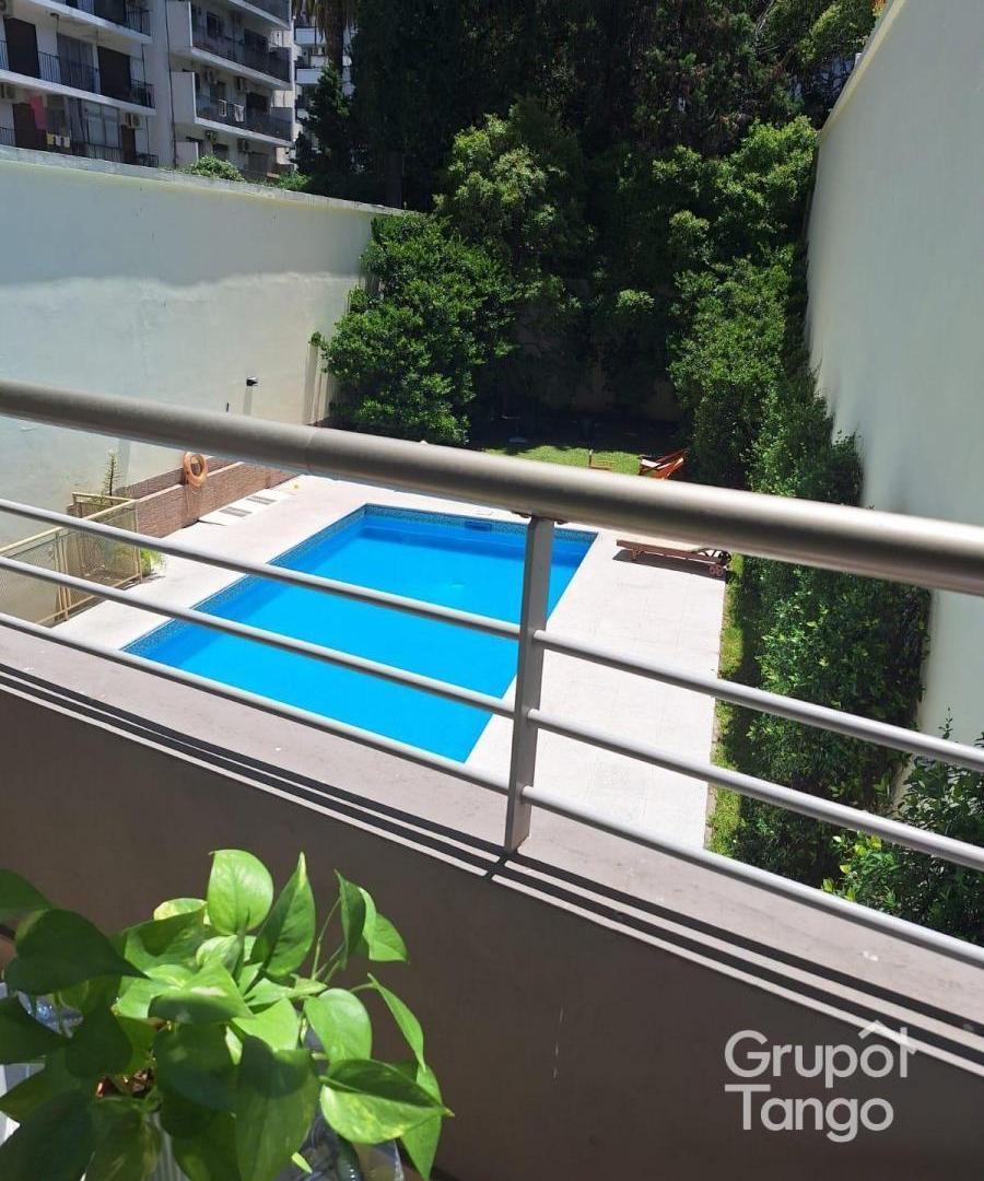 Venta Departamento Dos ambientes Recoleta Balcón Patio Pileta
