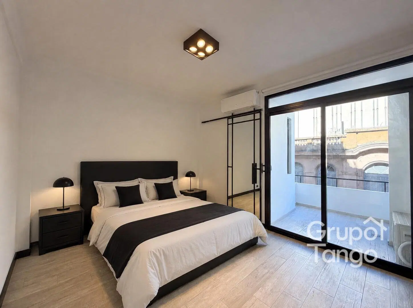 Venta Departamento Monoambiente Divisible Balcón Frente Apto crédito 3