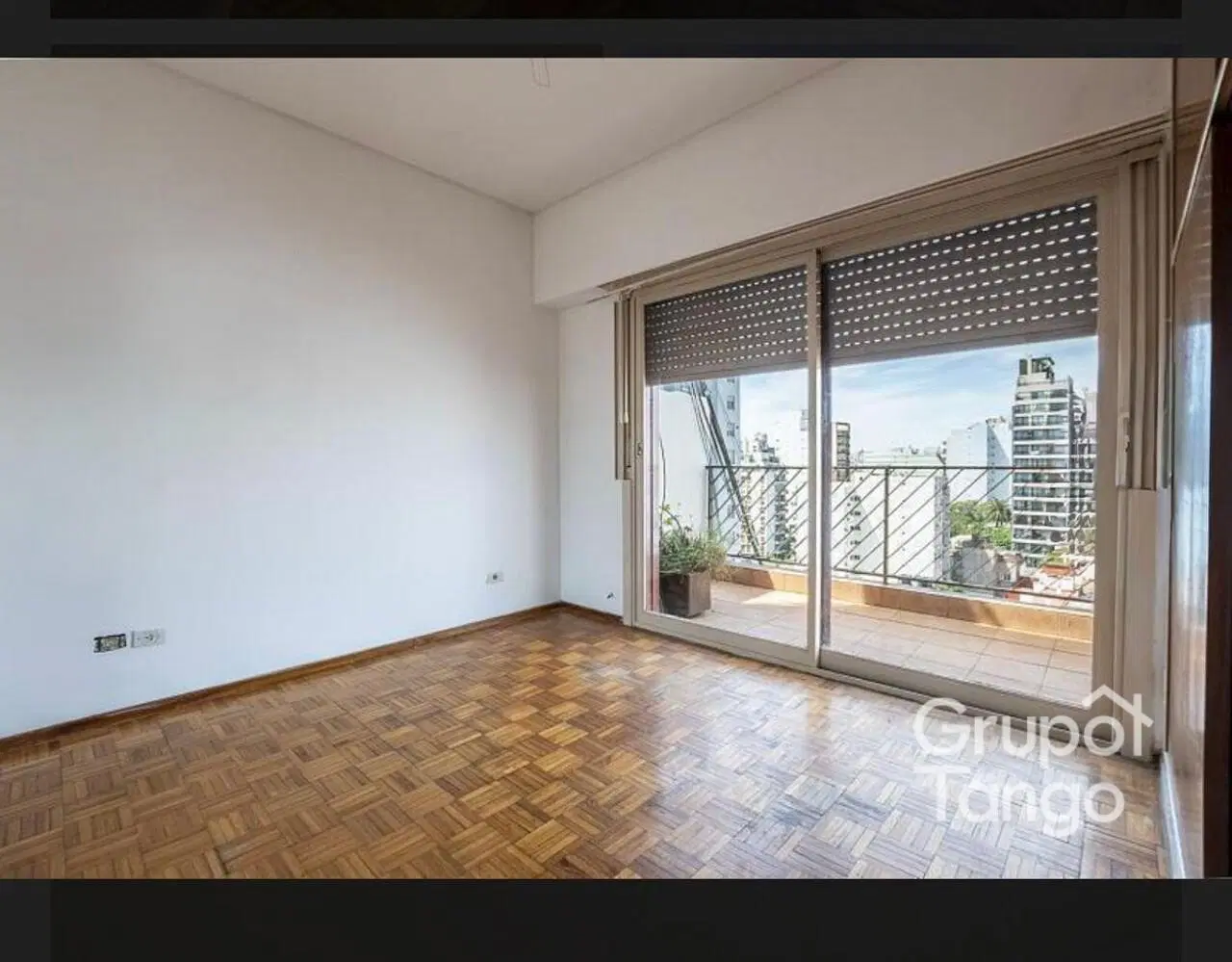 Venta Departamento Tres Ambientes Caballito Frente Cochera APTO CREDITO 5