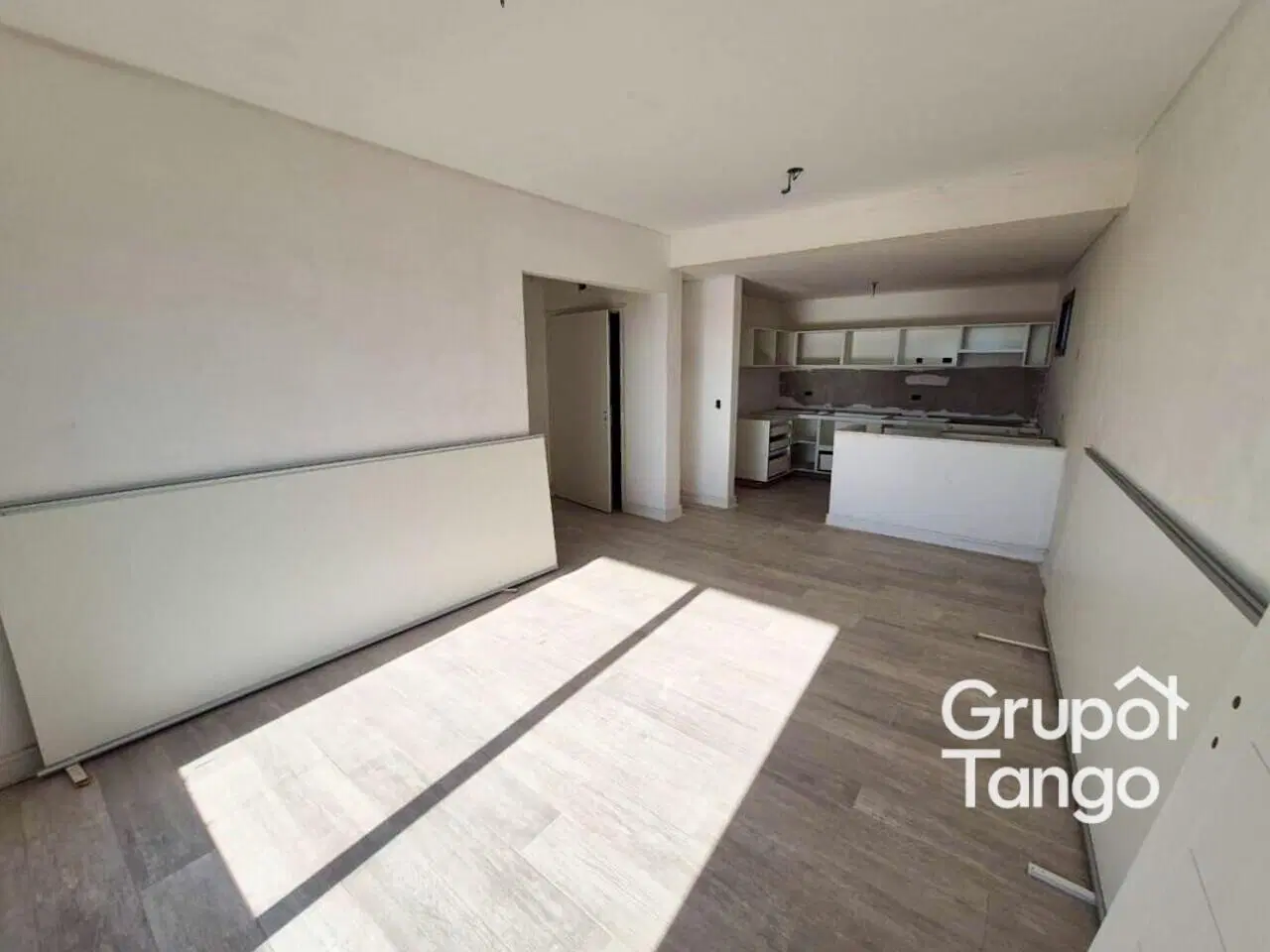 Venta Departamento Tres Ambientes Balcón frente Villa Urquiza A Estrenar 3