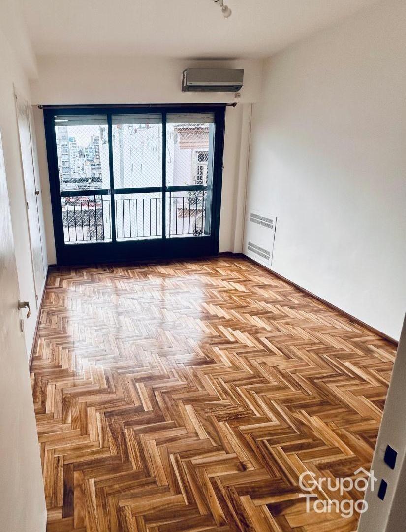 Foto de Venta Balvanera Departamento dos ambientes Balcón Frente Apto Credito, imagen 2