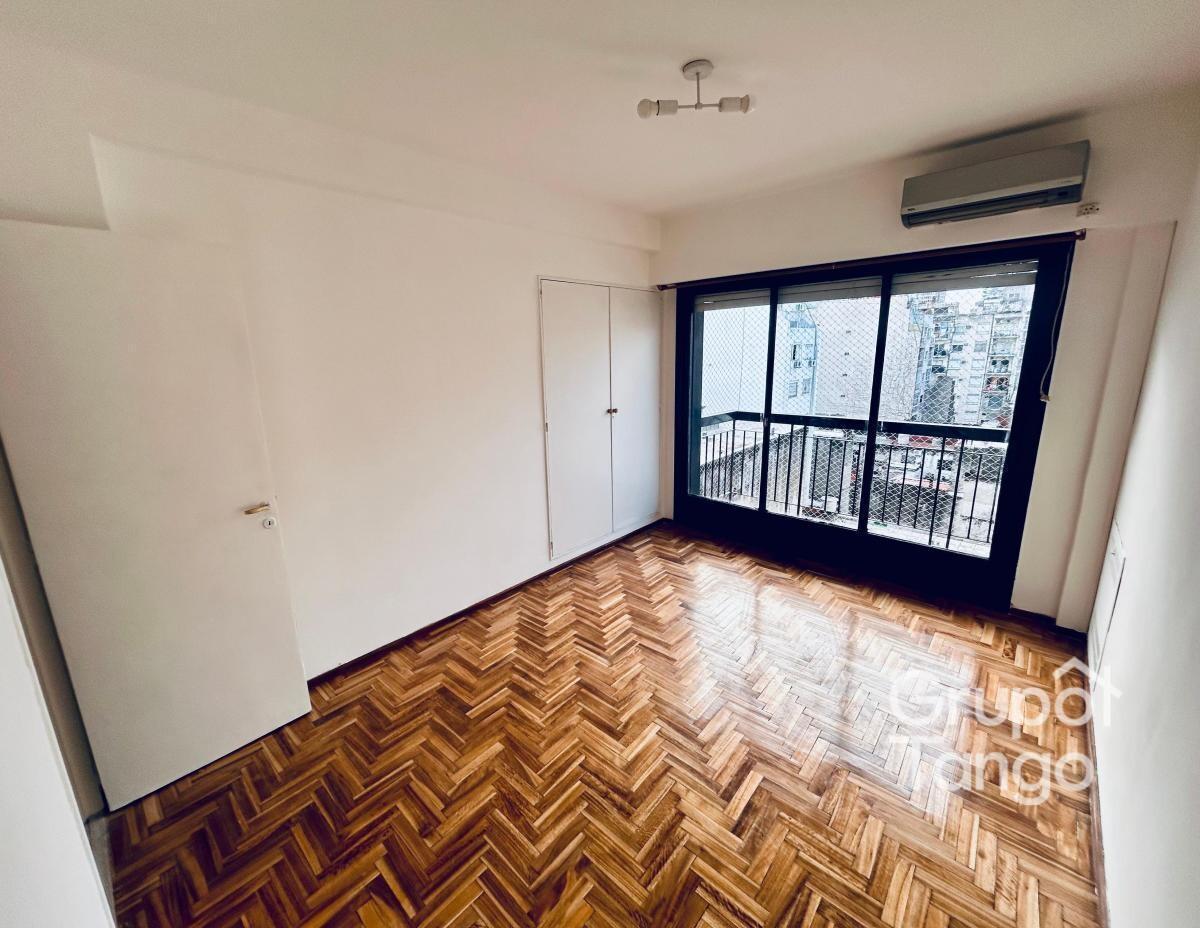 Foto de Venta Balvanera Departamento dos ambientes Balcón Frente Apto Credito, imagen 1