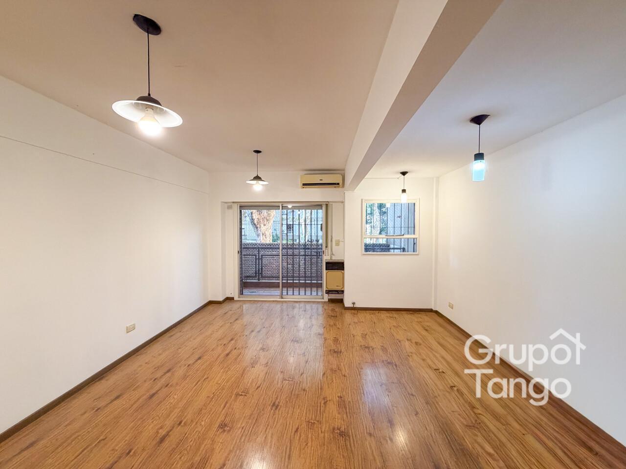 Foto de Venta Departamento Monoambiente Belgrano Frente Balcón Cochera Apto, imagen 1