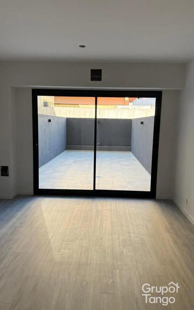 Foto de Venta Departamento Monoambiente en San Nicolas a Estrenar con Patio, imagen 5