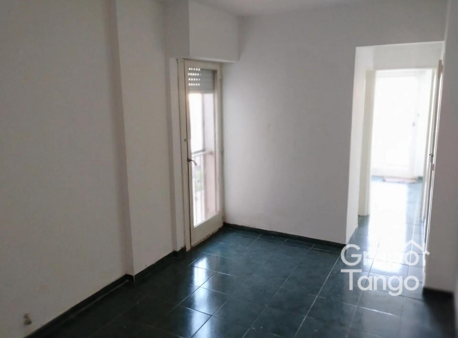 Foto de Venta Departamento 2 Ambientes Caballito Al Frente, imagen 1